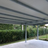 struttura ricovero auto pannelli coibentati